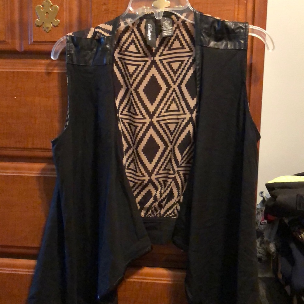 BKE Boutique Vest